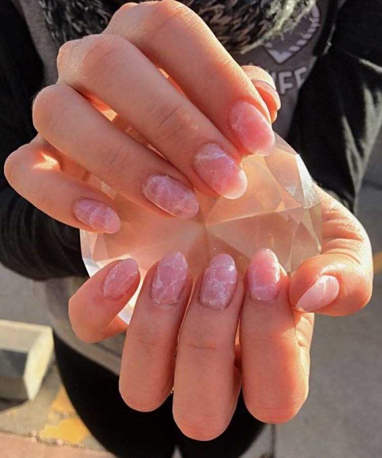 1. Нежные оттенки